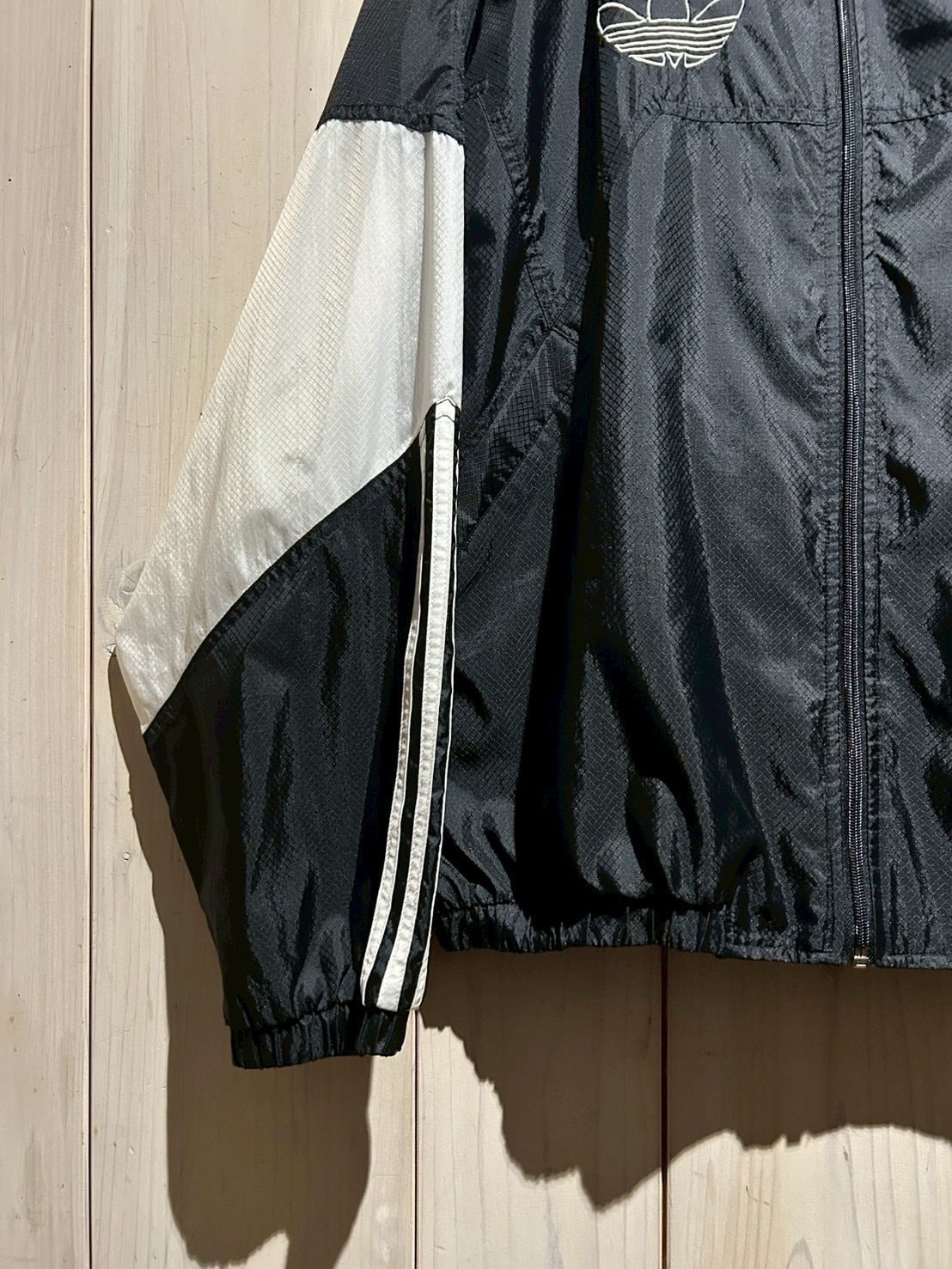 a.k.a.C.a.k.a vintage】80's “adidas”Monotone Vintage Loose Nylon