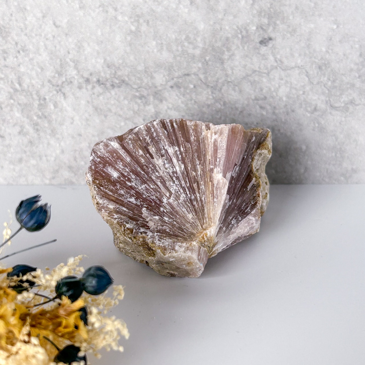 ピンクトルマリン 原石 * Pink Tourmaline * 天然石