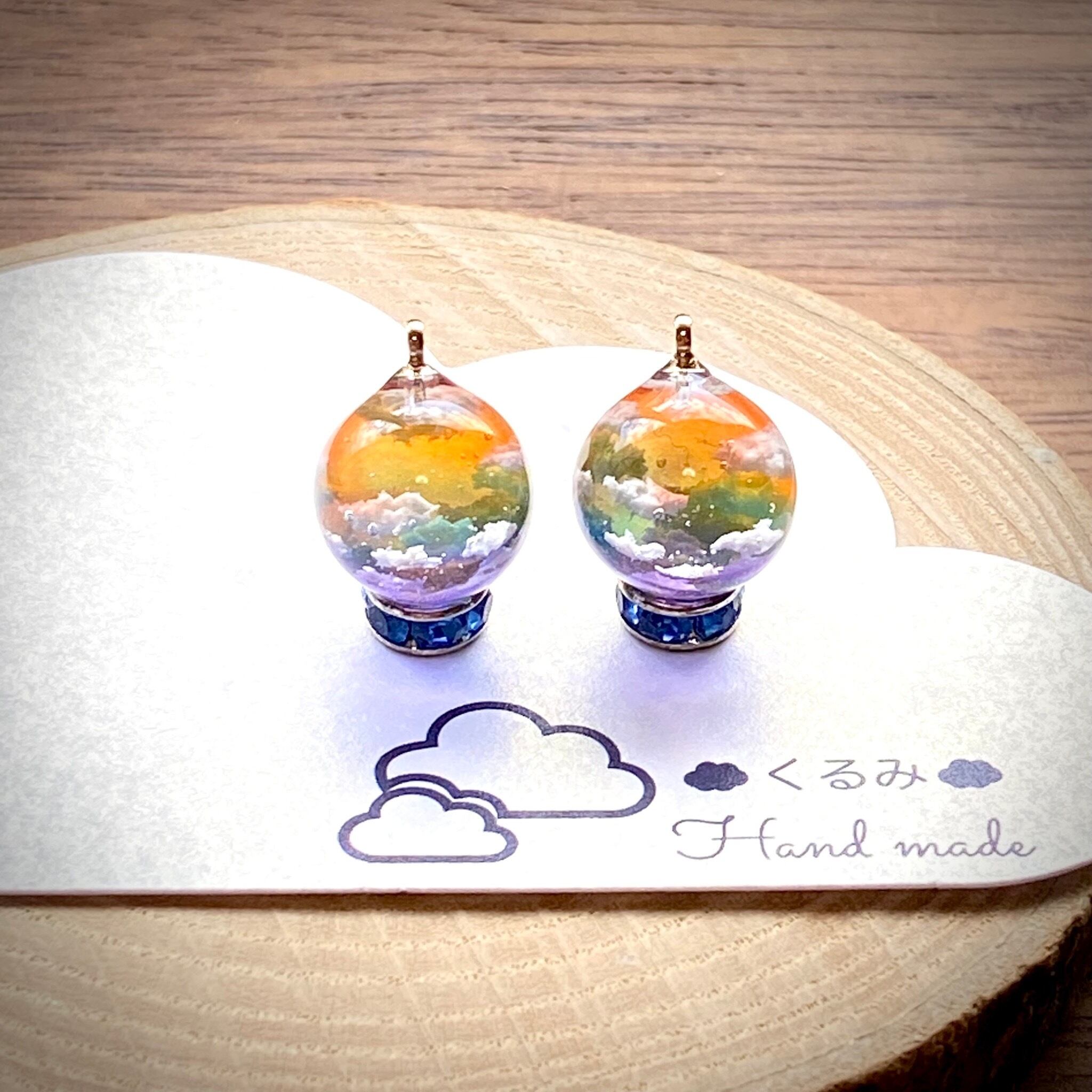 レジンピアス イヤリング 虹色の空 まん丸 12mm c