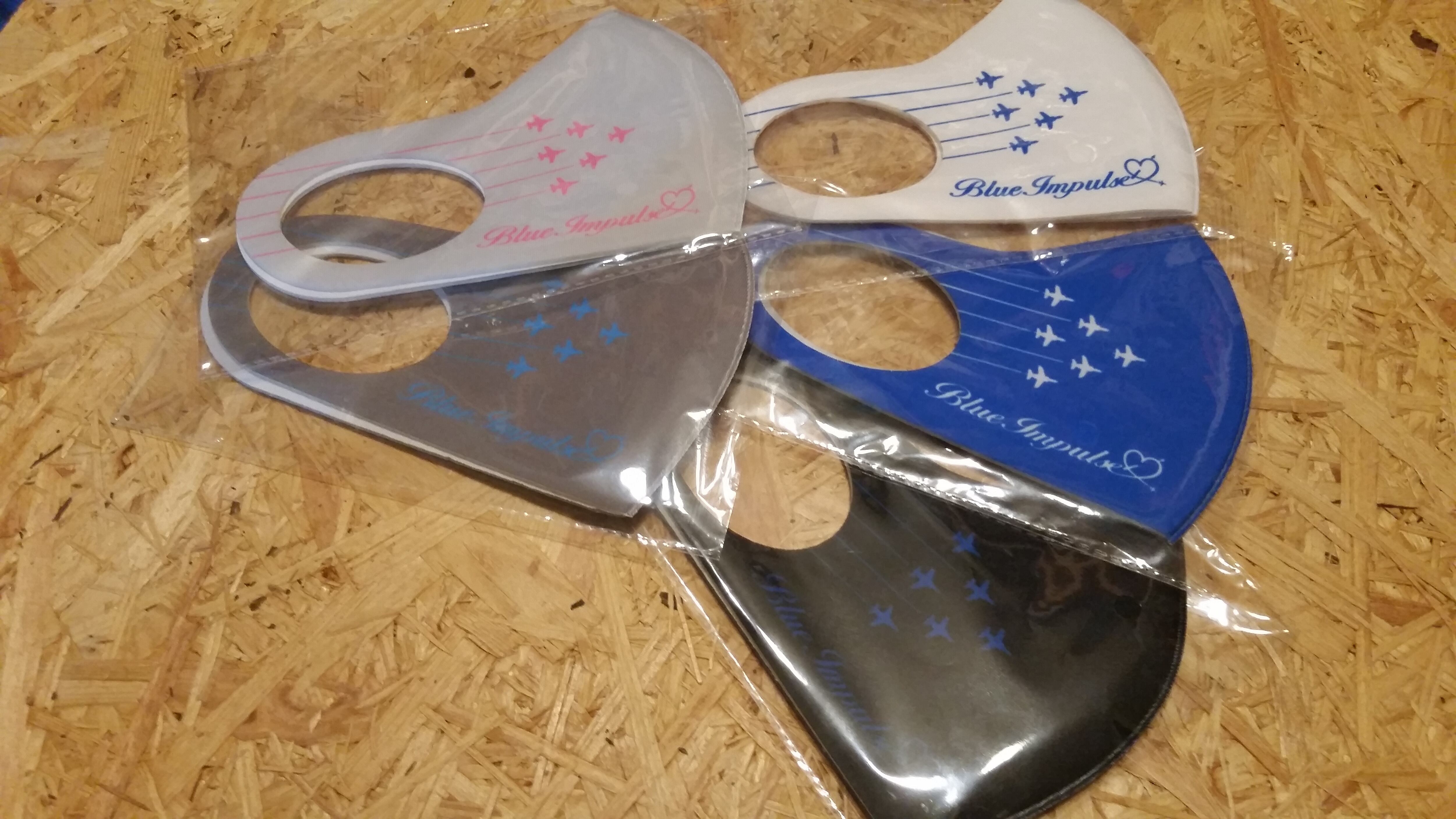 ☆送料無料☆ブルーインパルス ベアブリック 70% (POWERED BY JASDF