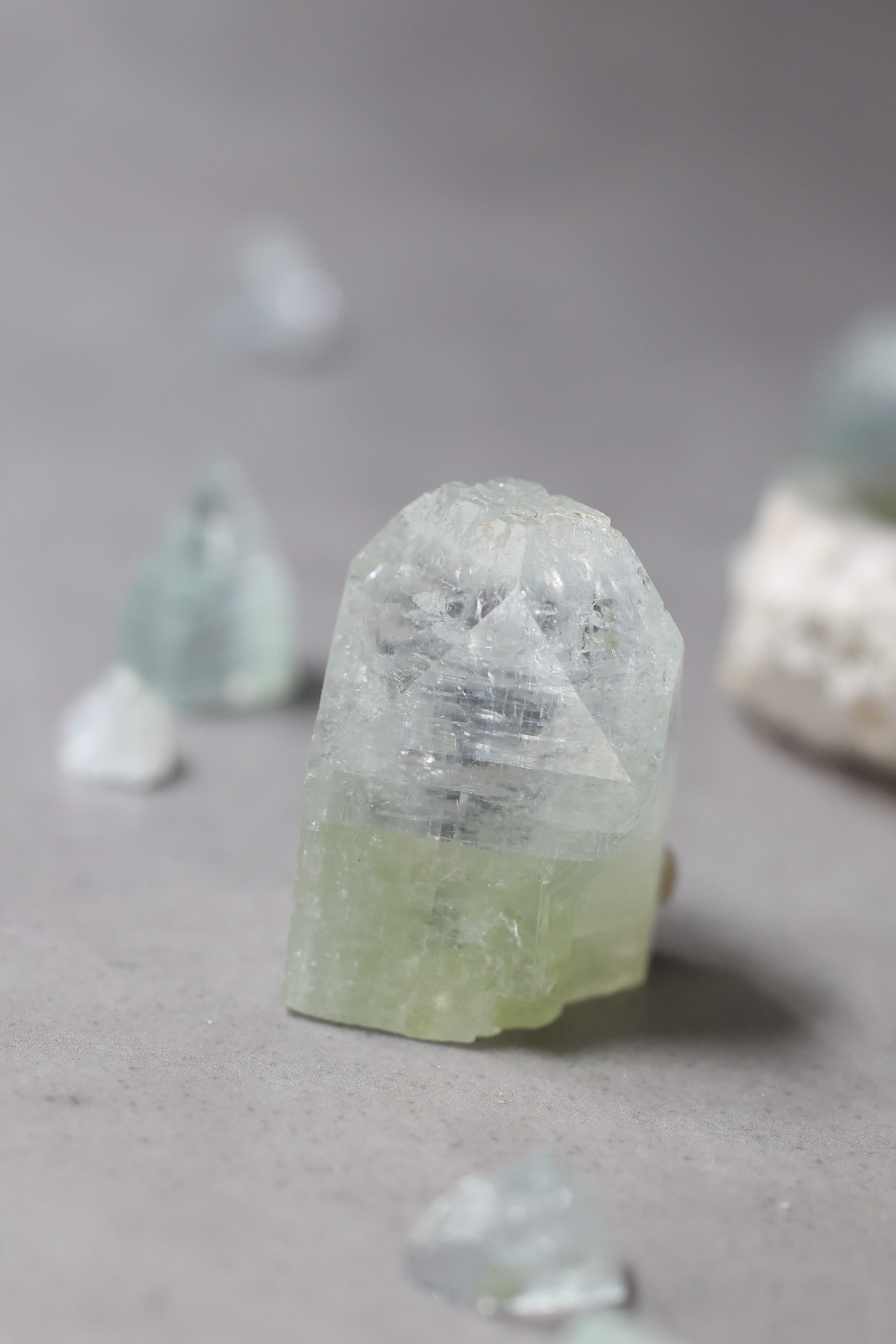 グリーンアポフィライト 「森の結晶」Green Apophyllite ◇ 天然石・鉱物・パワーストーン・原石 | st00379