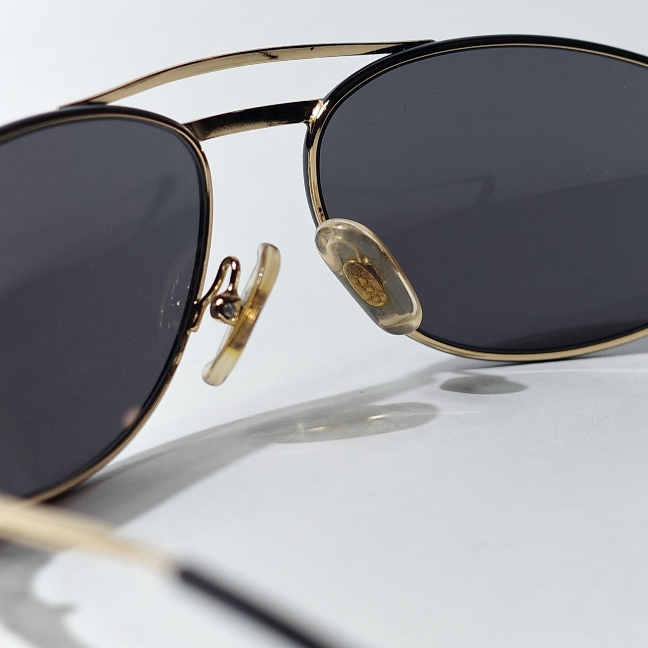 "GUCCI" OVAL DROP SUNGLASSES