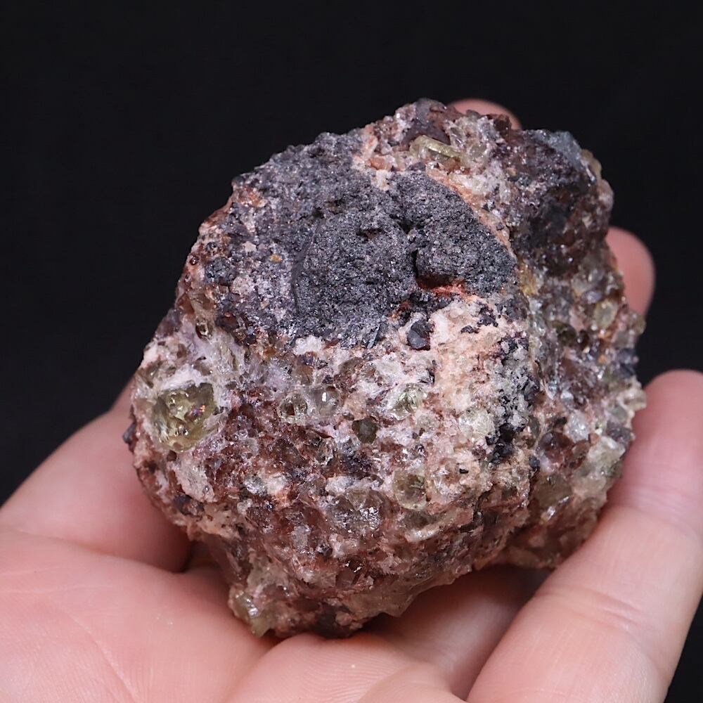 アパタイト 母岩付き 150,6g AP079 鉱物 標本 原石 天然石