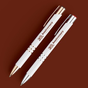 20年の年輪の20周年ロゴ