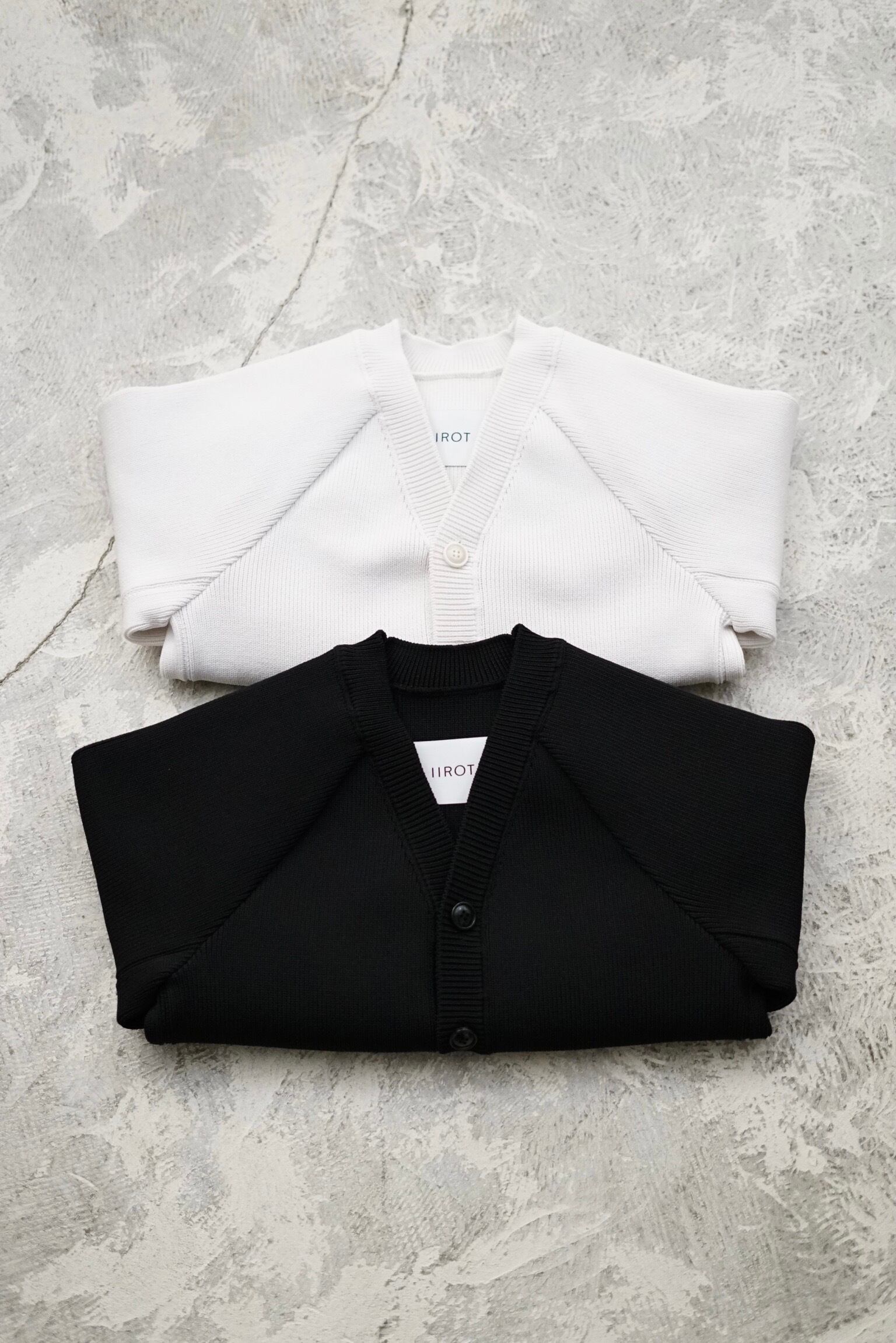 IIROT / High Strech Knit Cardigan（ Black / White ） | JUQUI Online
