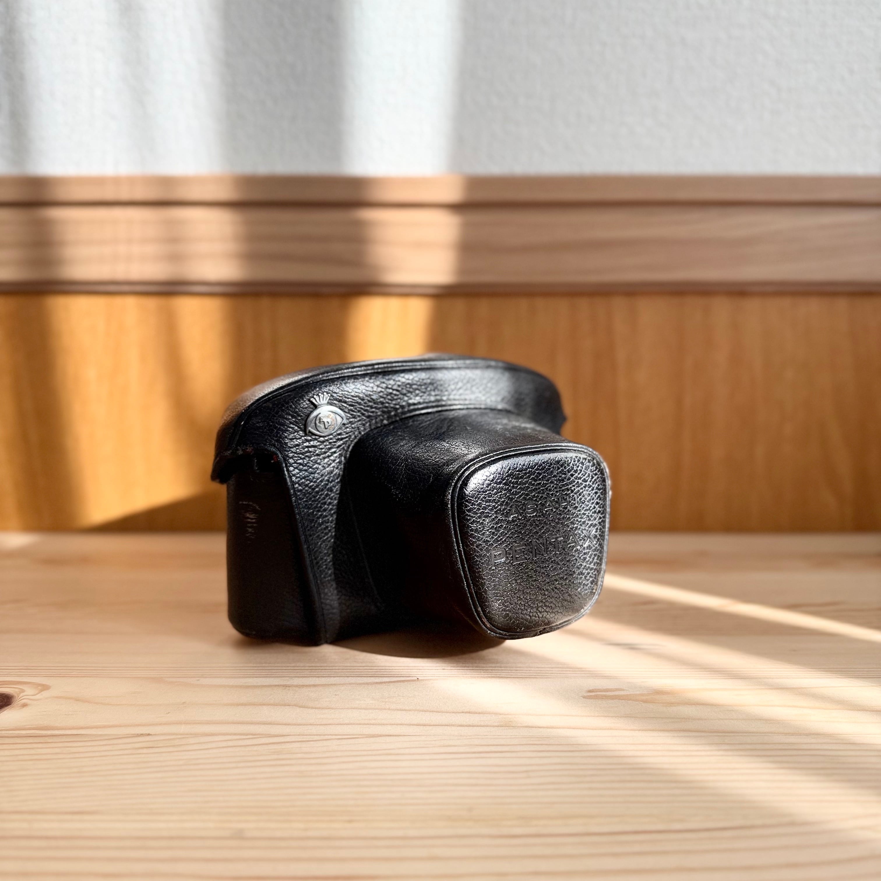 Canon キャノネット フィルムカメラ 本革ケース・レンズキャップ付き