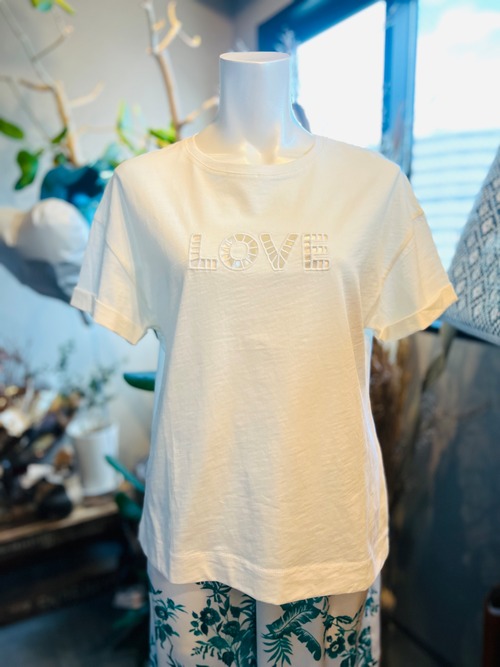 LOVE Tシャツ