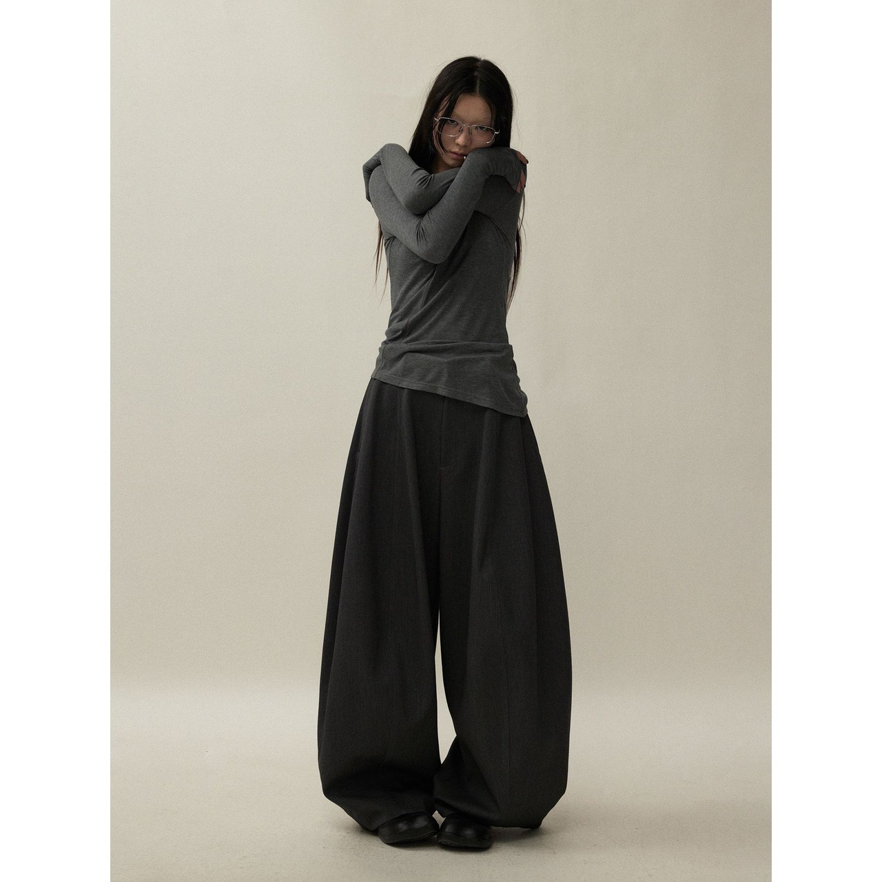 ワイドシルエット バルーンパンツ