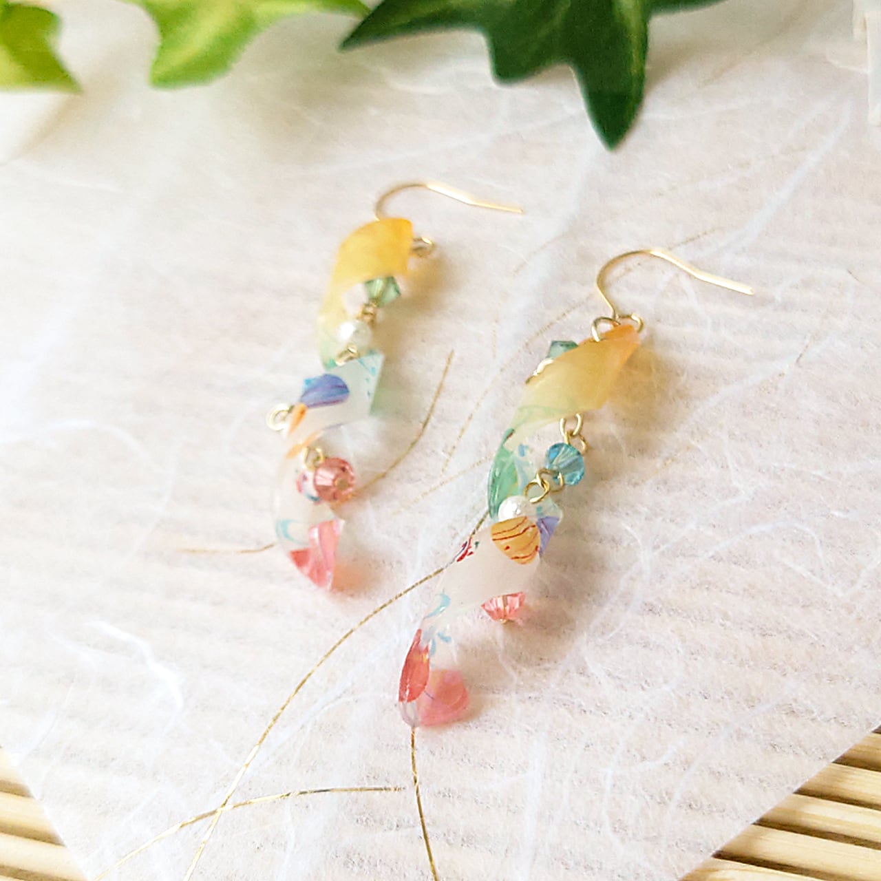 水流-つる- 水風船のイヤリング・ピアス | をりをり-woriwori-