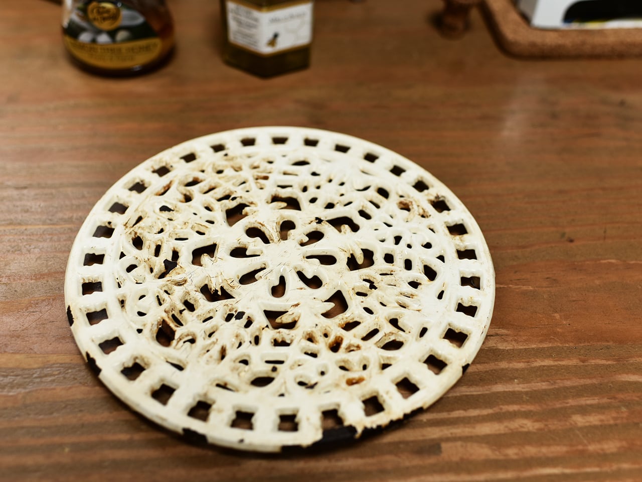 *売約済* 人気のアイアン トリベット / 鍋敷き 白 フレンチアンティーク