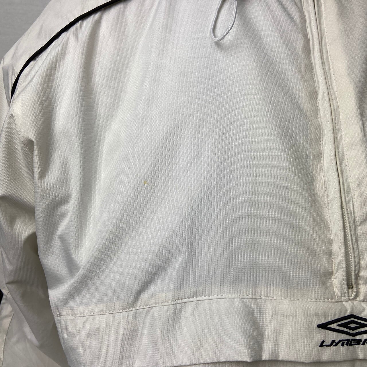 00年代 UMBRO アンブロ テックナイロンプルオーバー アノラック 00年代 UMBRO アンブロ テックナイロンプルオーバー アノラック