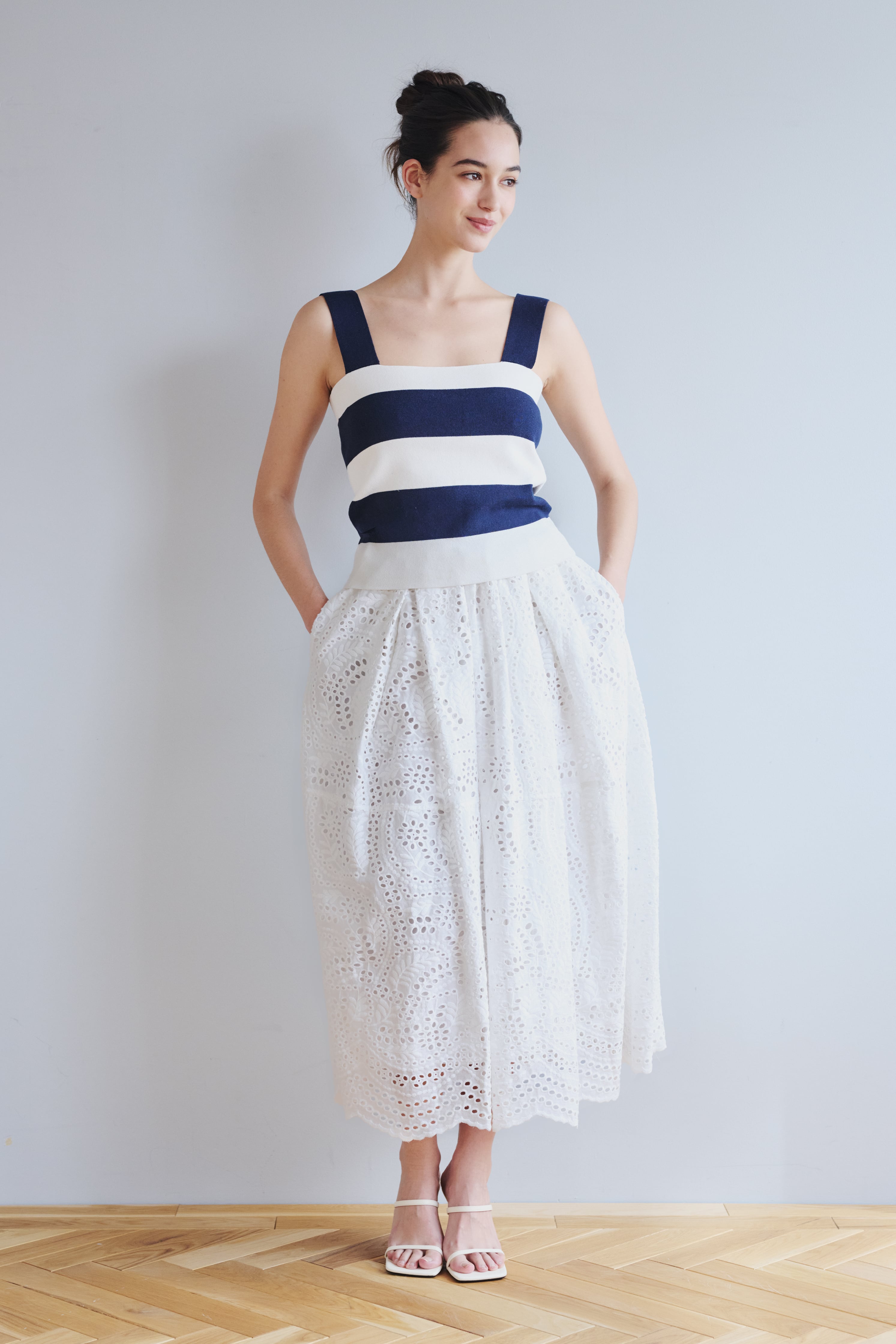 LANIKAI LACE SKIRT MIDNIGHTBLUE | AMICA・kids