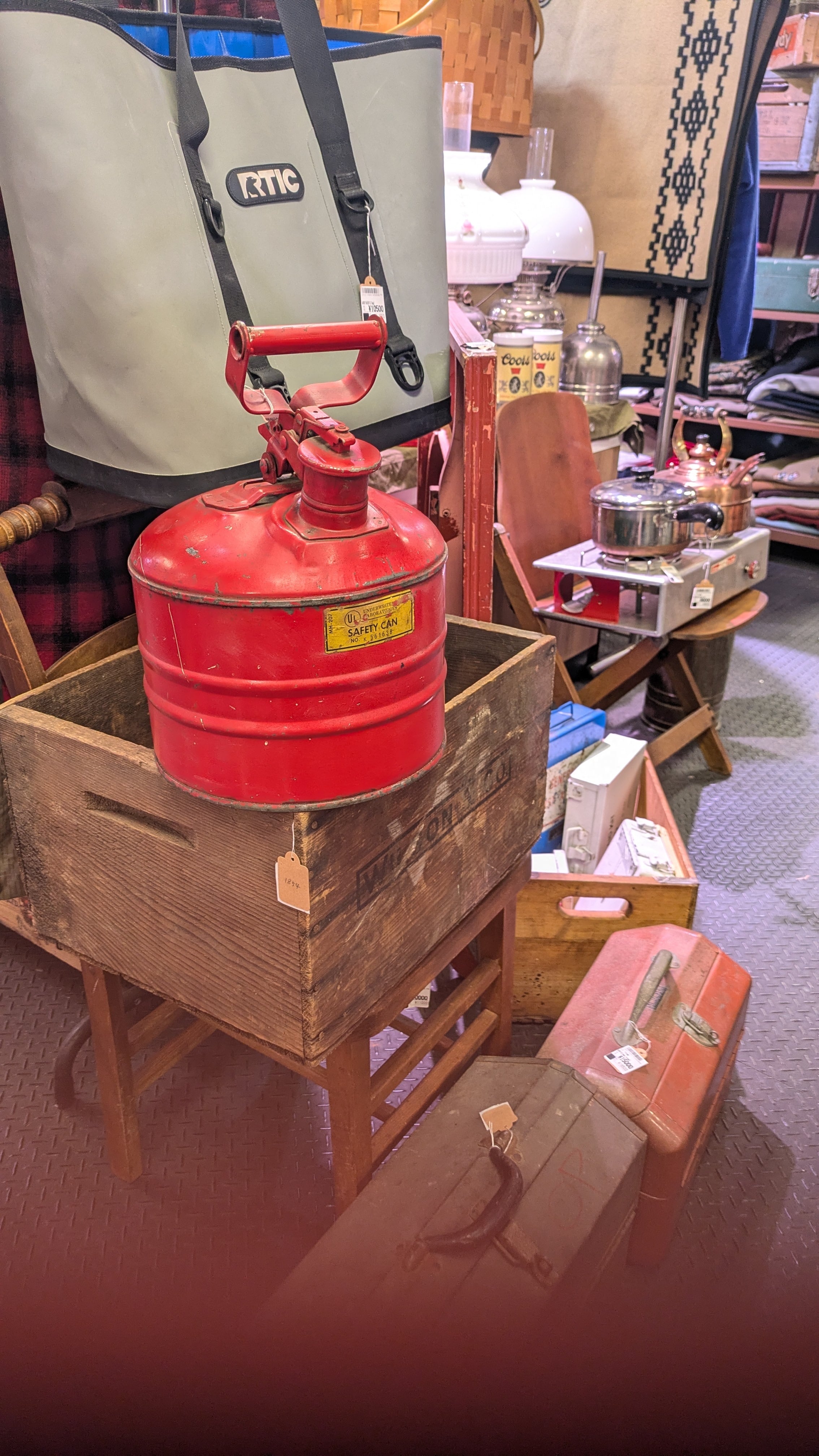 Vintage oilcan ガソリン缶 | M2Fstorage