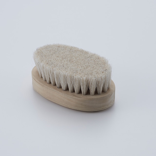 ボディブラシ 身体用 小判型 白馬毛のたてがみ　／　Body Brush　for Body (small-sized, the mane of a white)