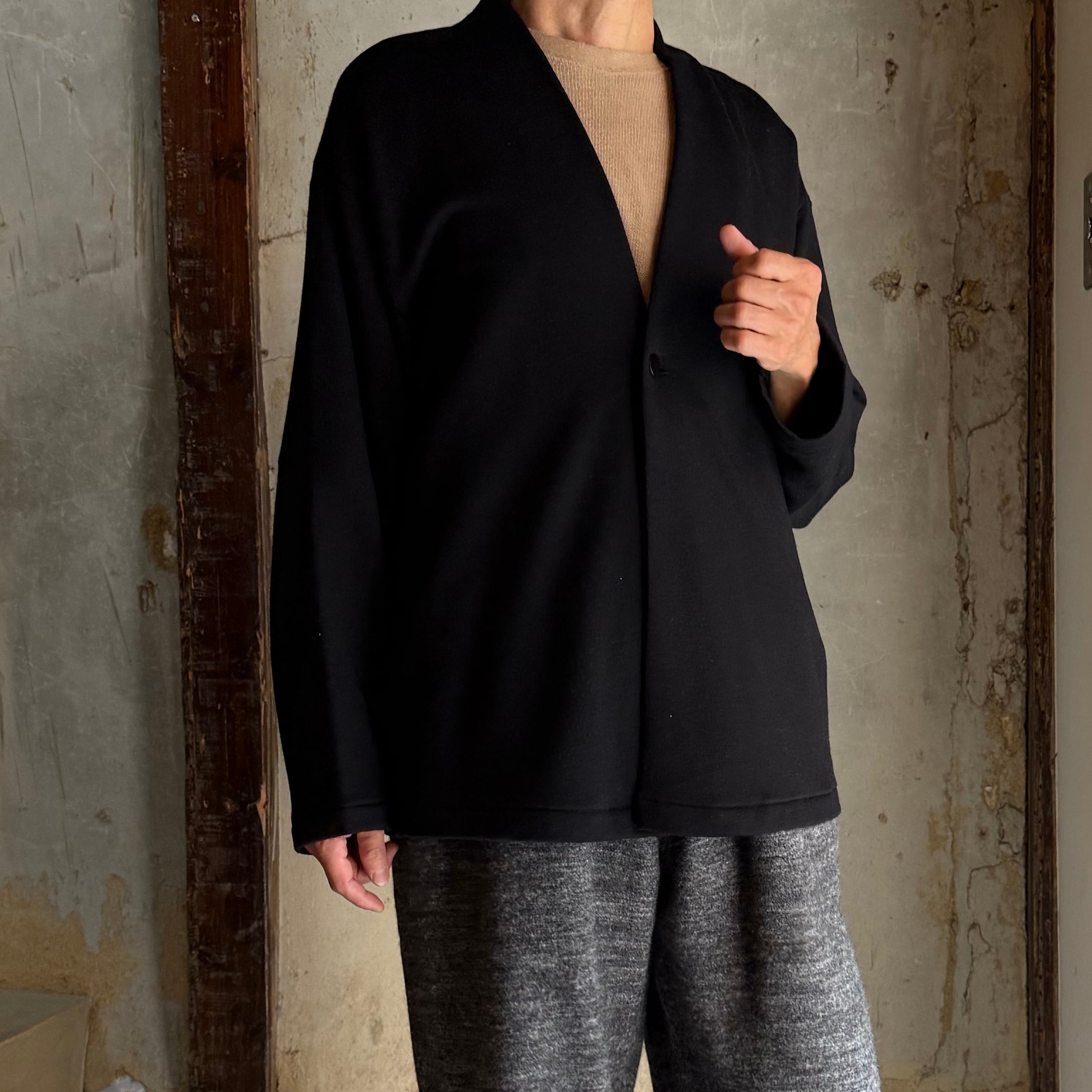 MITTAN T-31 スーパー120‘s ウール裏毛カーディガン 黒