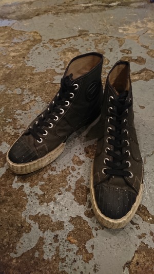 50〜60s "FLEET FOOT" BLACK CANVAS SNEAKER