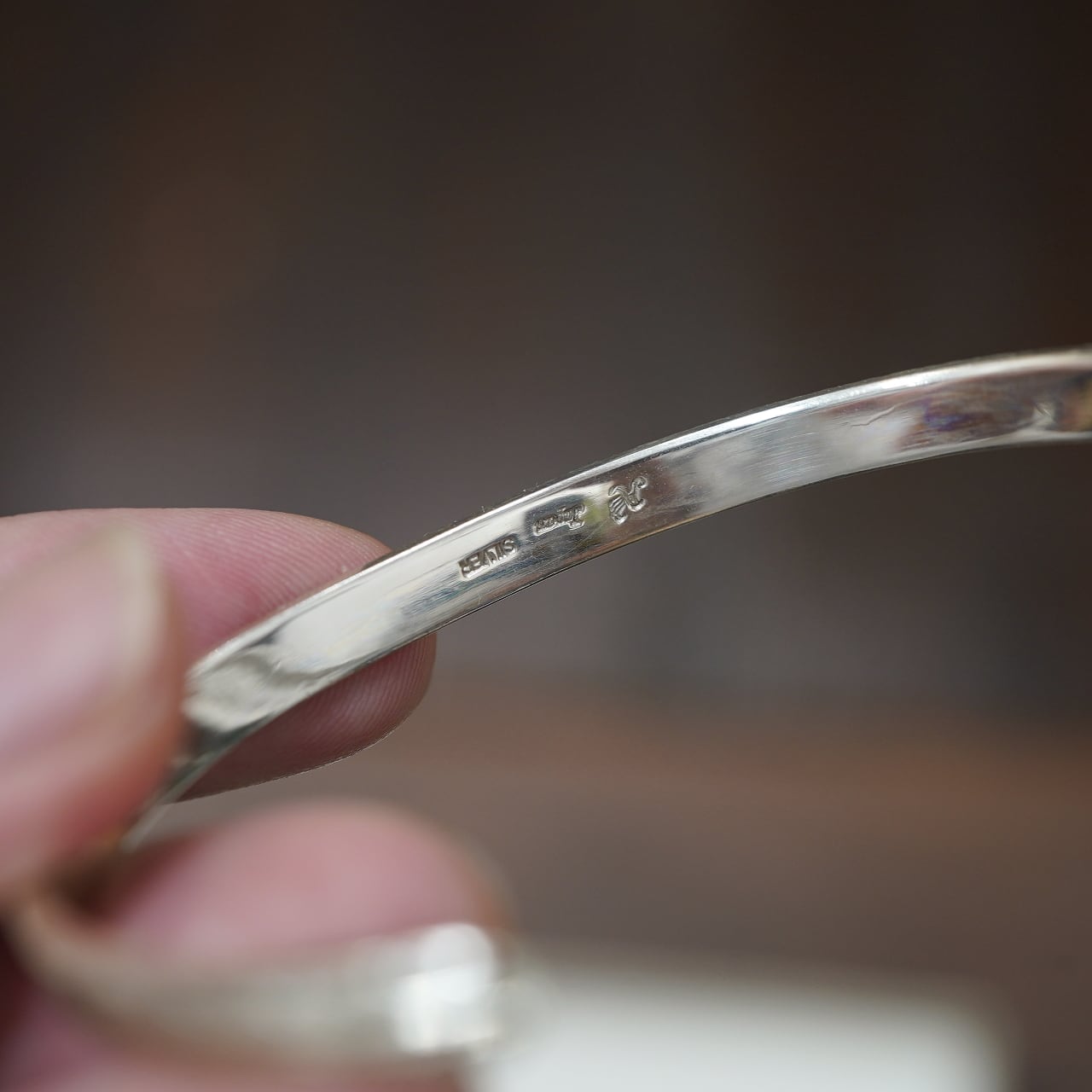 akihama シルバー950フェザーバングル 6mm | CIRCLE online shop