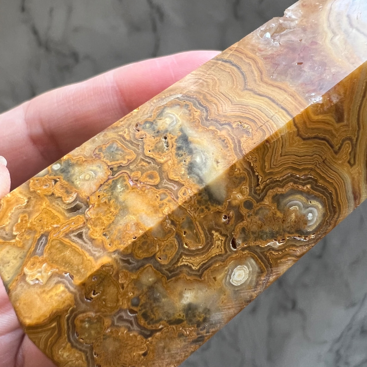 イエローレースアゲートタワー*0508*天然石ポイント*天然石インテリア*置き物