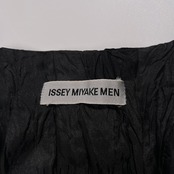 希少 レア ISSEY MIYAKE MEN イッセイミヤケ メン シワ加工 カラフルボタン ジレ ベスト サイズ M /ブラック/ビンテージ