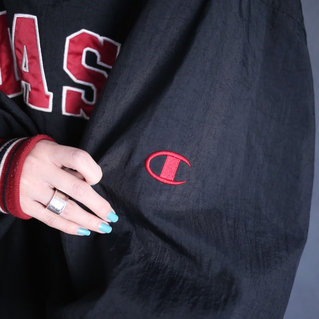 "Champion" knit rib design super over silhouette black nylon pullover