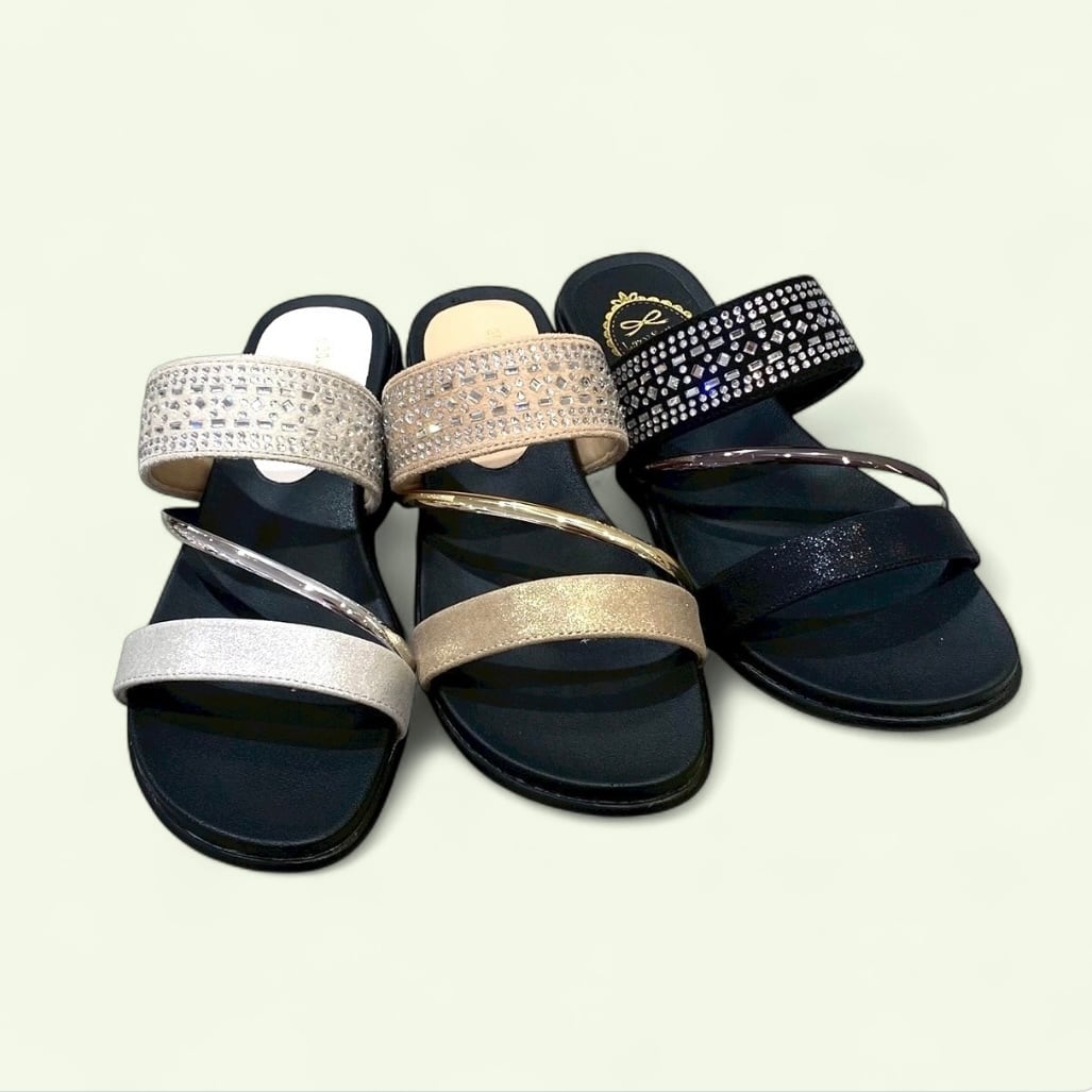 国内配送【DOLCE&GABBANA】 ラインストーン フラット サンダル ラインストーンフラットサンダル | lazyswan