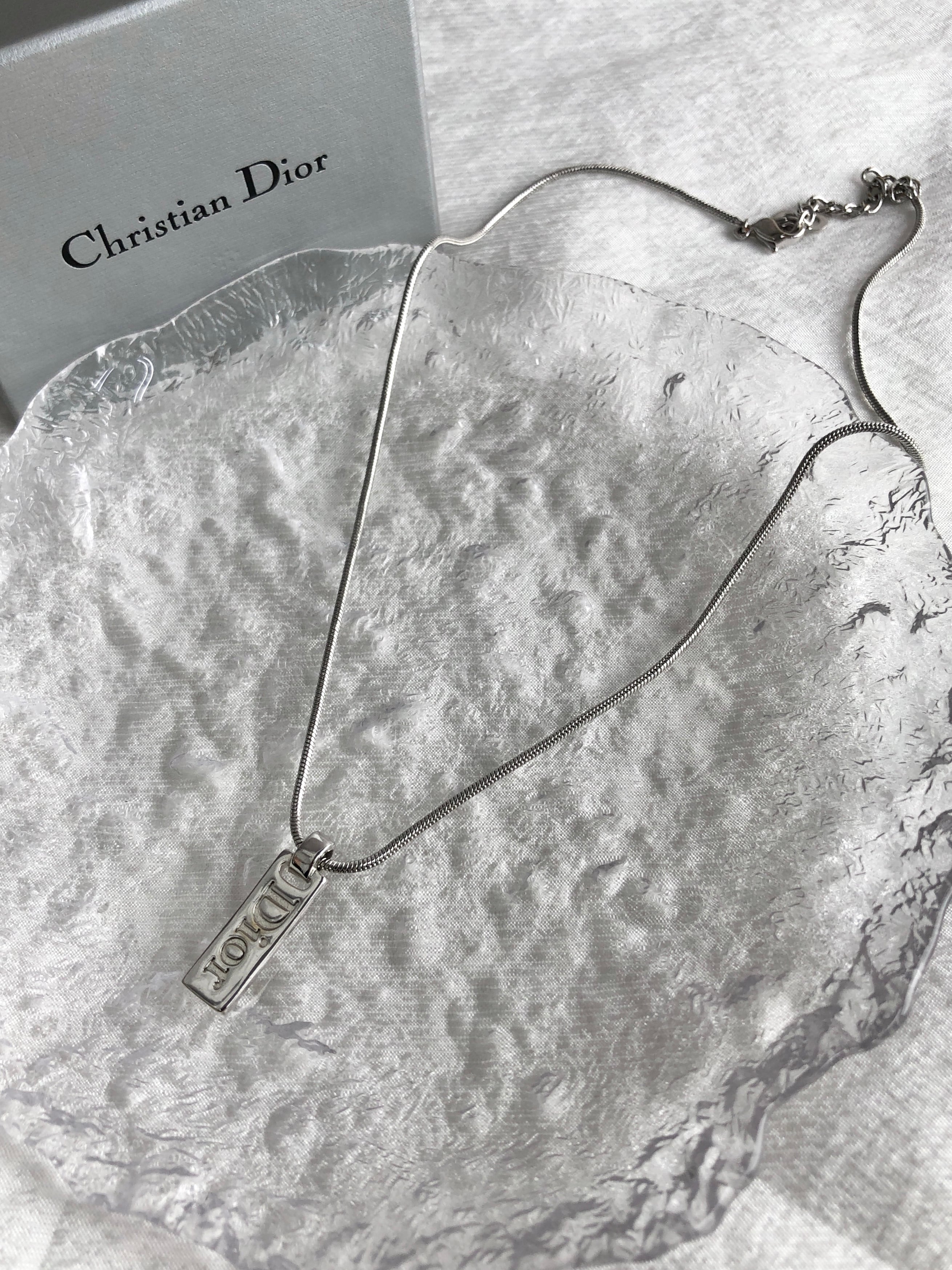 Christian Dior クリスチャン ディオール ネックレス シルバー ロゴ