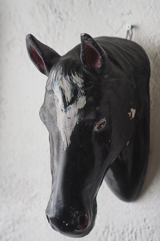黒鹿毛の馬 トロフィー-antique plaster hunting trophy
