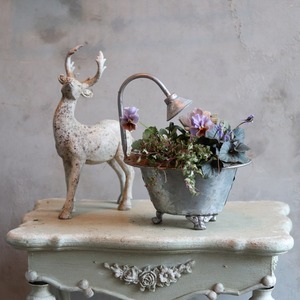 冬から春に楽しむ寄せ植え　和モダンビオラとシックなハボタンとバスタブの寄せ植え　届いてすぐ玄関に飾れる 　プレゼントにもオススメ　