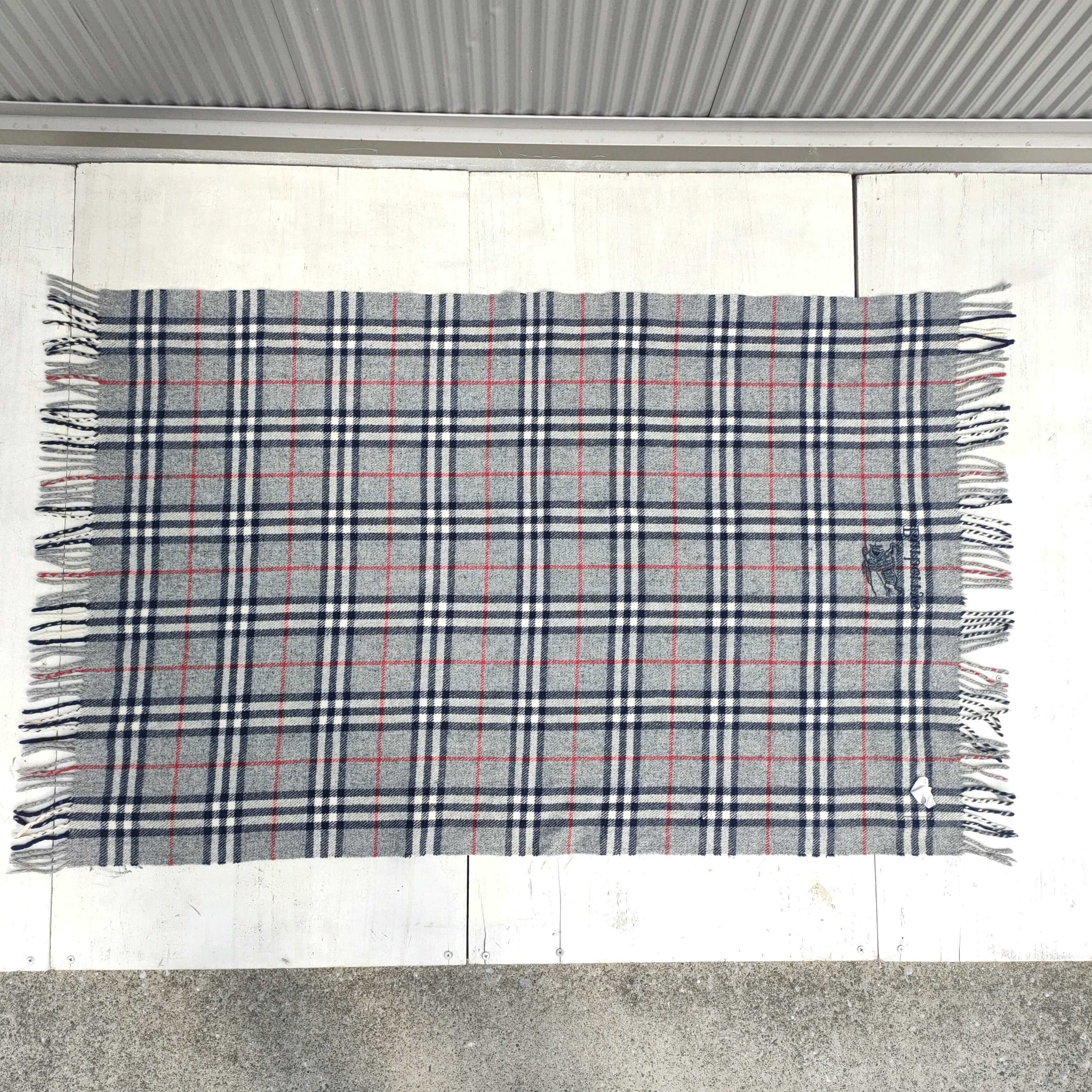 △【国内正規品/90s】バーバリーズBurberrys/バーバリーBurberry/ヴィンテージ/ビンテージ/西川産業/刺繍ロゴ/ノバチェック/ブランケット/ひざ掛け/グレー/PK07S0001/