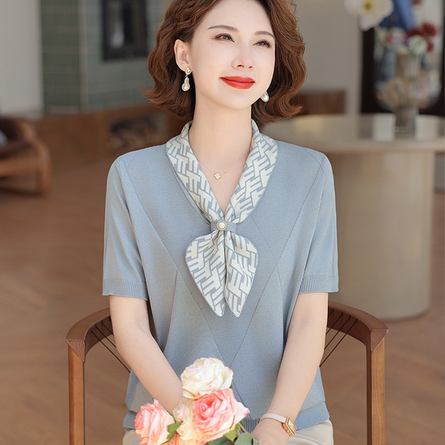 暑いこの夏にオススメ！上品見え　夏服　中高年の方にも⭐　婦人服　夏の薄いタイプ　若見えTシャツ　ファッションのスーツ