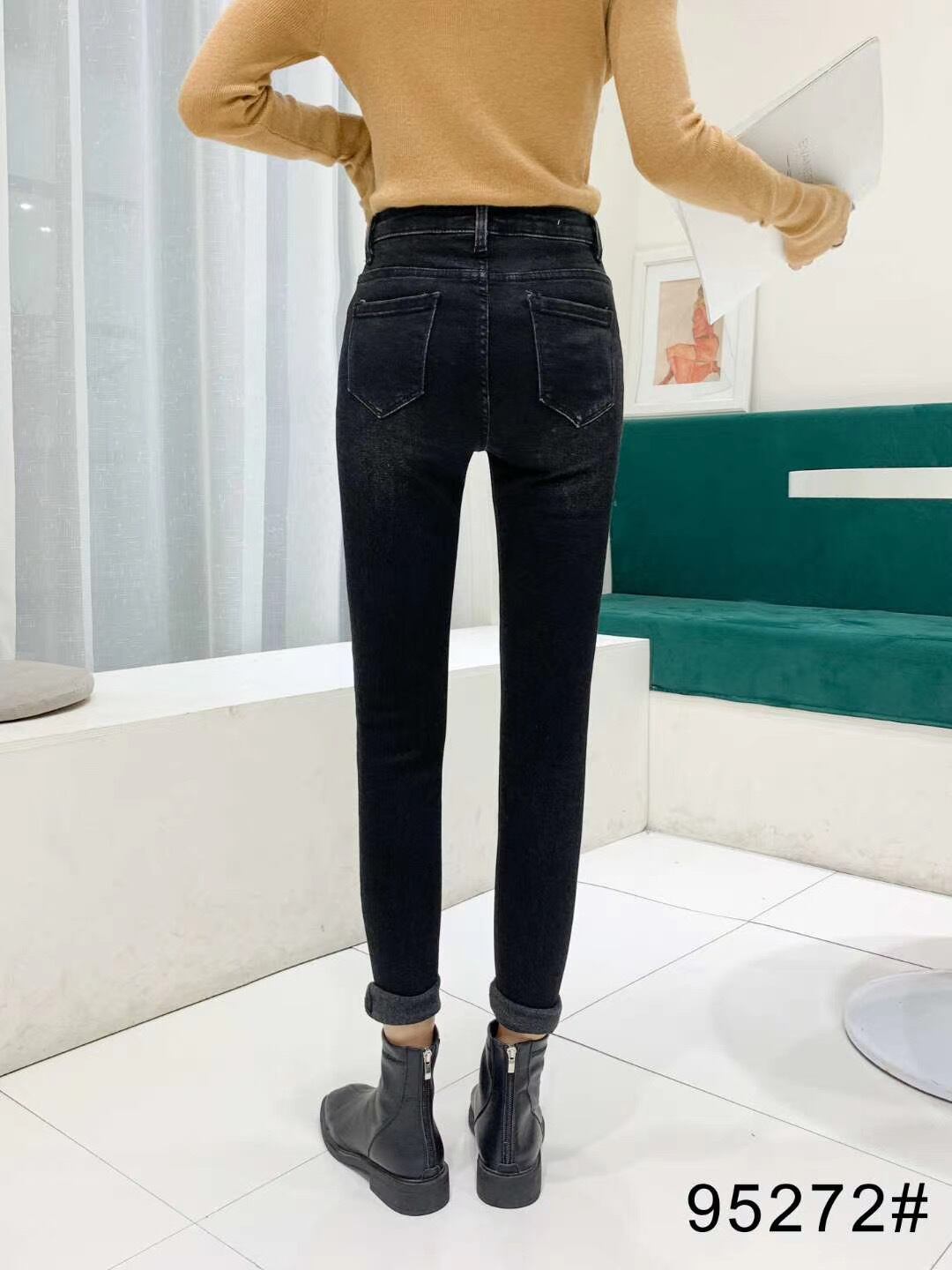 ロールアップデニムパンツ