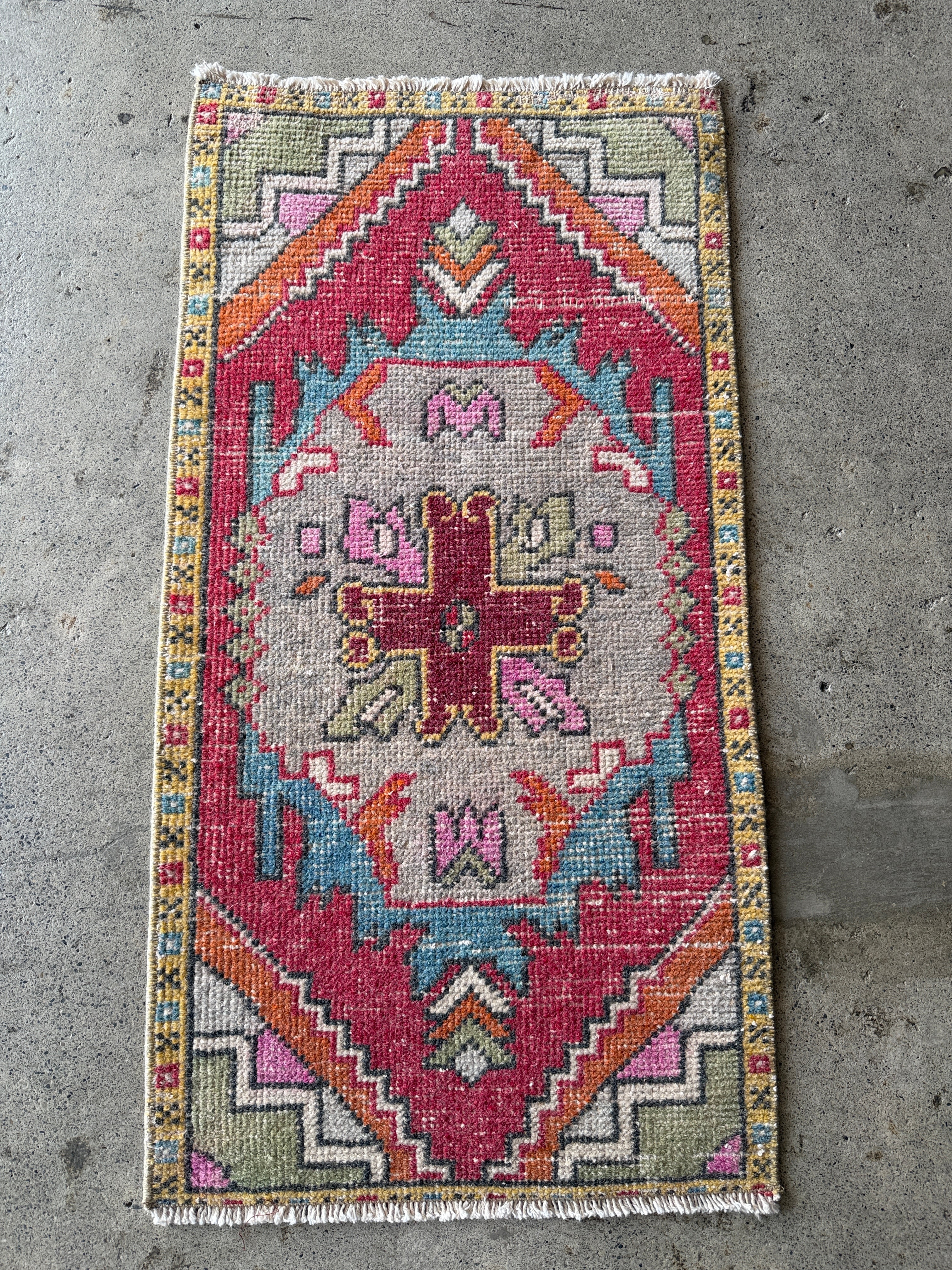 Antiques&Crafts880