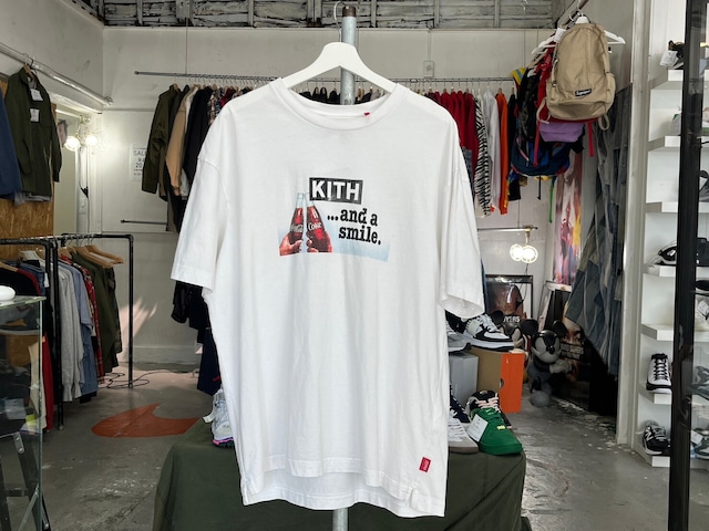 KITH × COCA COLA SMILE VINTAGE TEE WHITE MEDIUM 41476