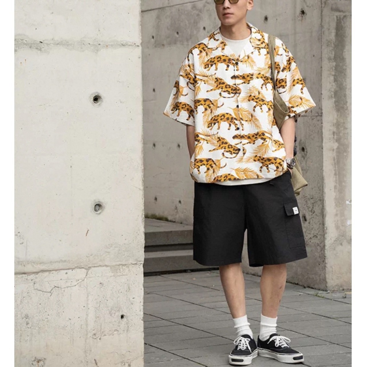 Belted cargo pocket shorts 1435 - 4