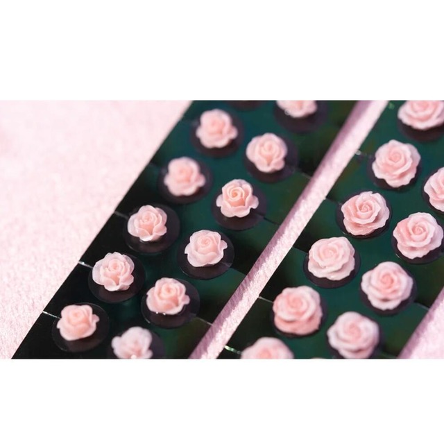 【送料無料】ピオニーローズ　耳つぼジュエリー　Wing Bling