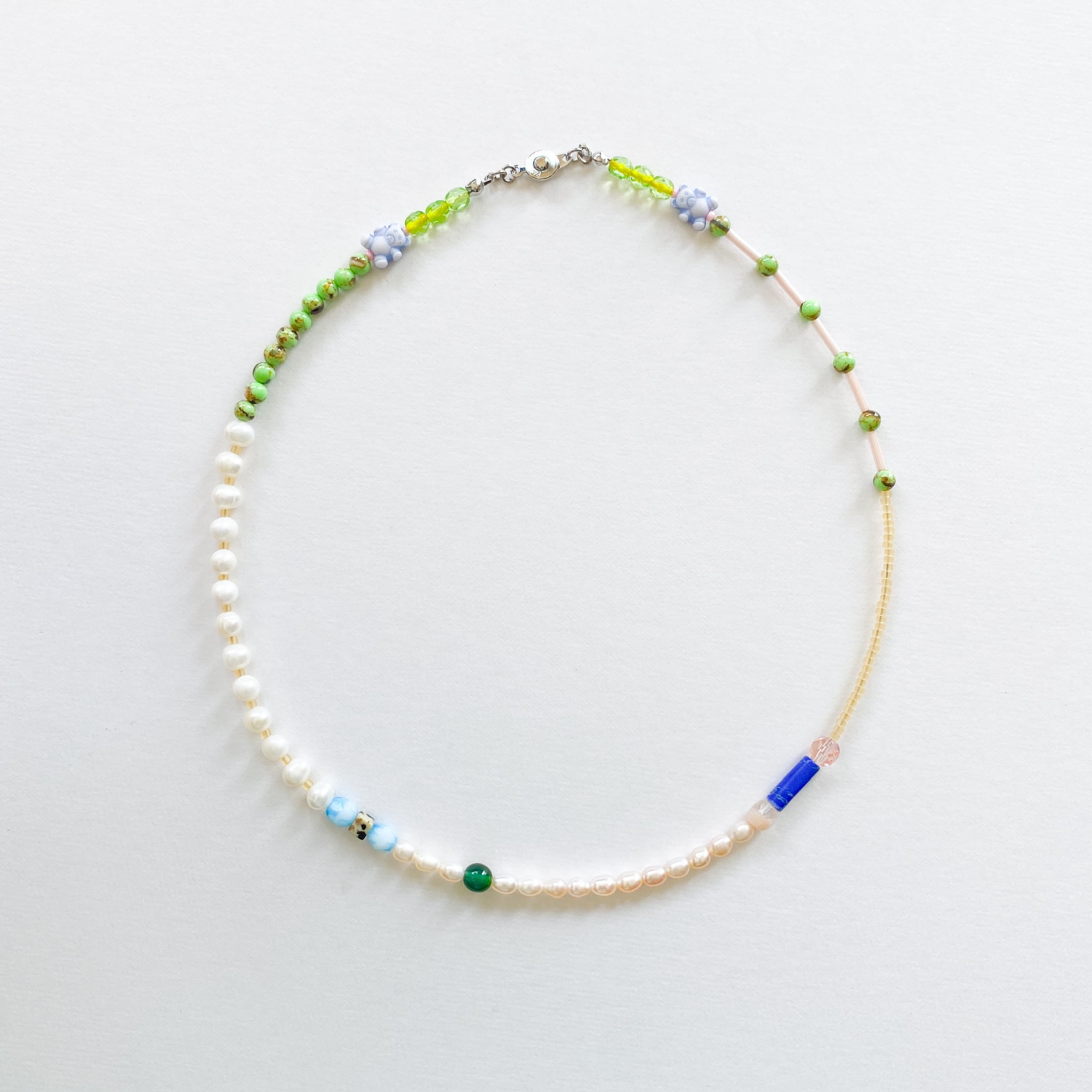 淡水パールとビーズのネックレス