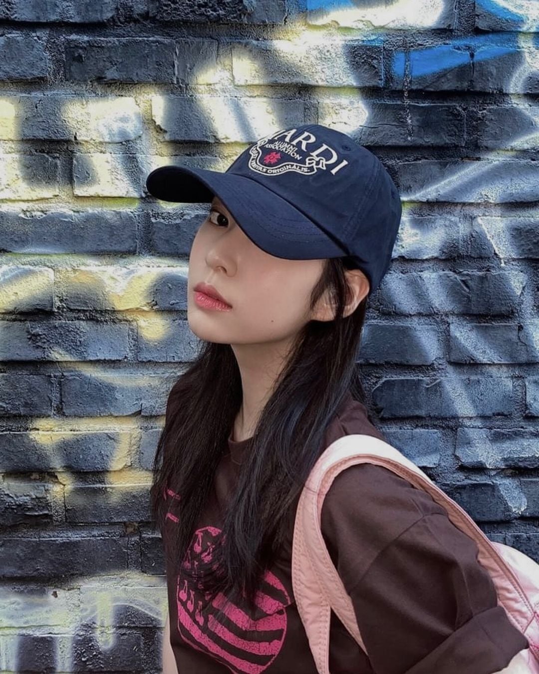 ☆IZ*ONE ミンジュ 着用！！【Mardi Mercredi】CAP ALUMNI