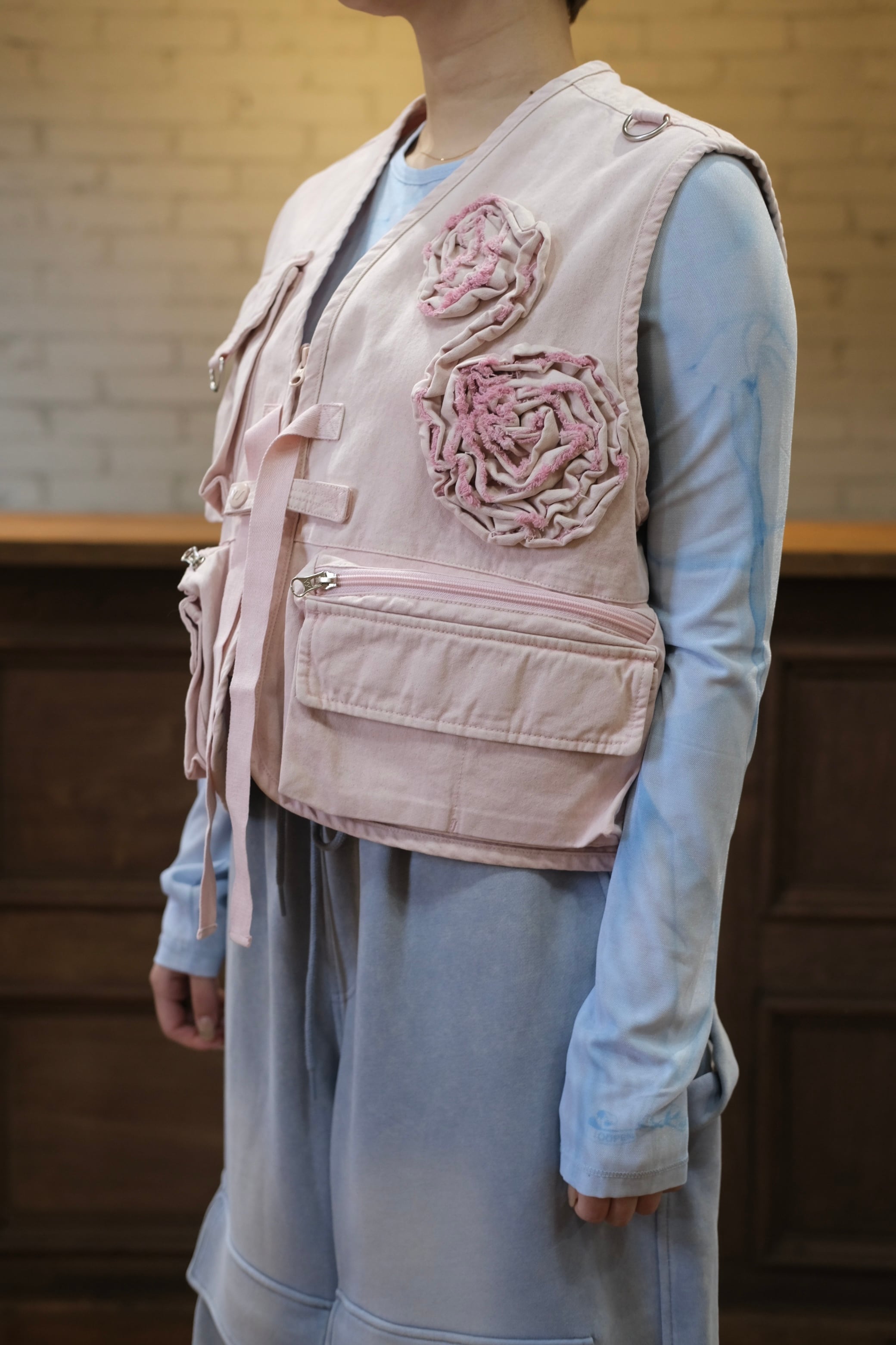 OPEN YY】APPLIQUE CARGO VEST - pink - | loop