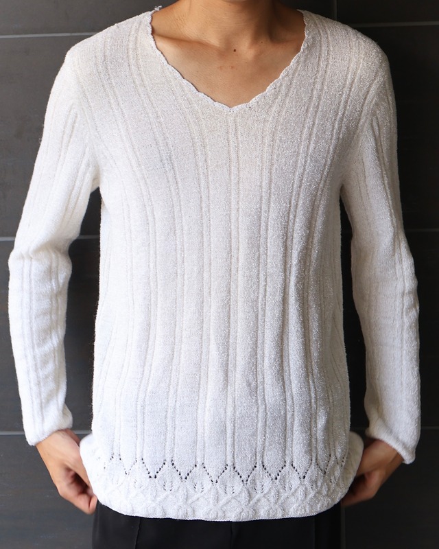 v neck nylon knit