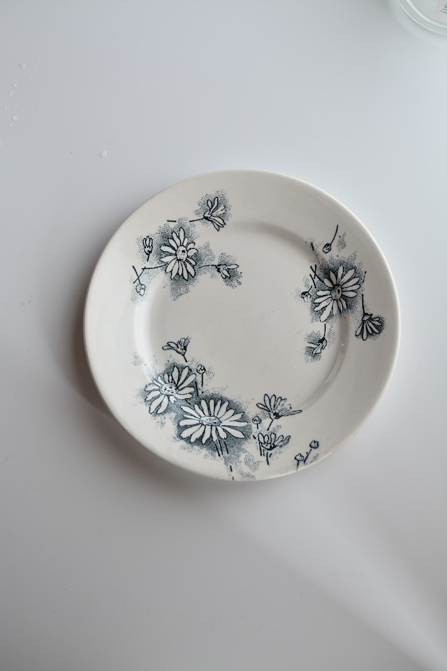 antique plate givors MARGUERITE Ⅳ