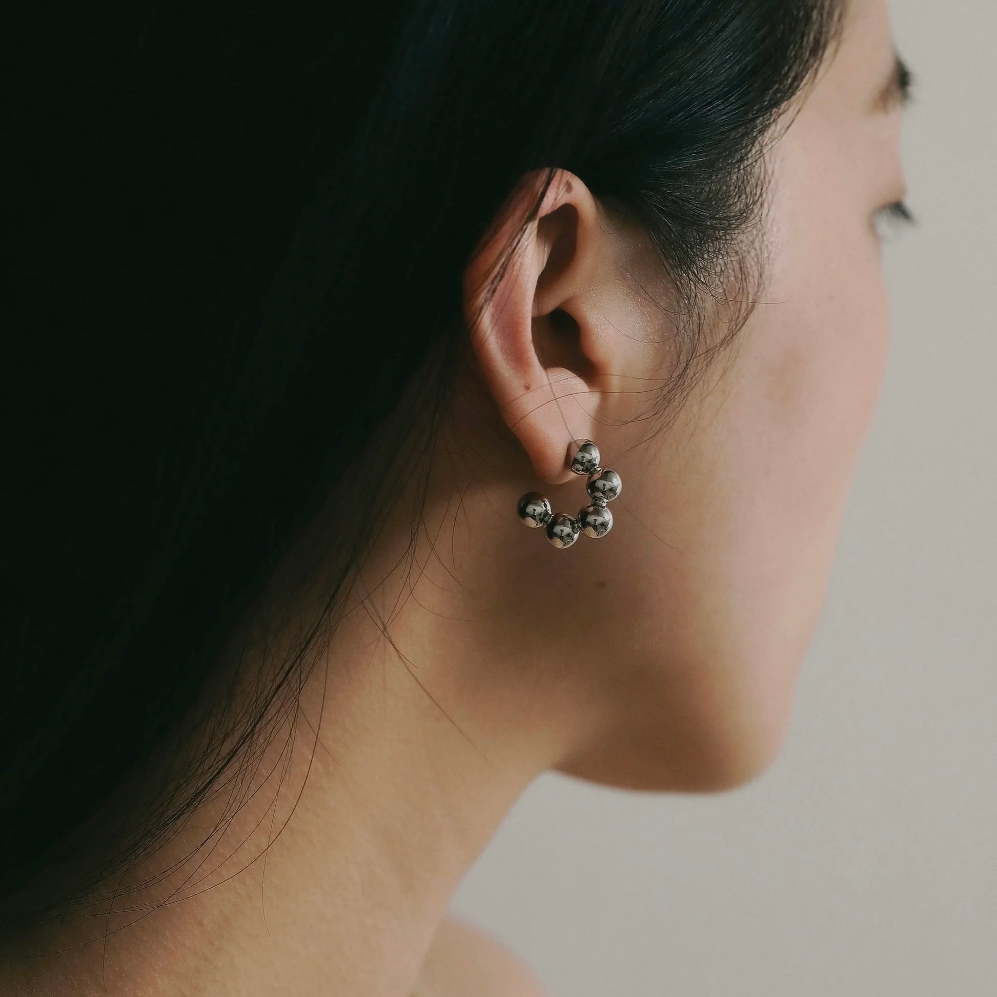 【 TRES 】Dot Pierce