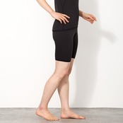 ホットカプセル ヒートネオ（HOT CAPSULE HEATNEO）ショートパンツ レディース