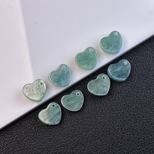 カイヤナイト　グリーン  　 ハート　10粒 1セット｜L0019