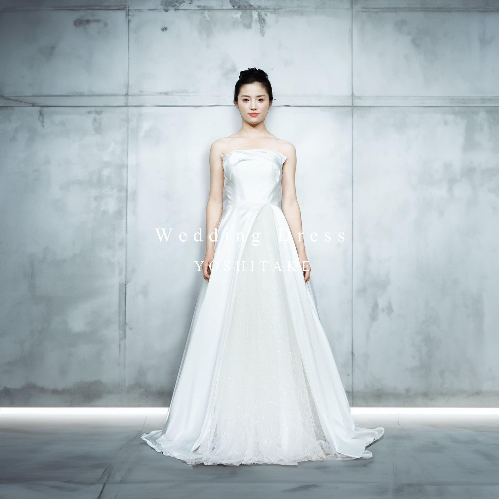 【サンプルドレス】ウエディングドレス ウエディングドレス.白.サテン.ラメチュール.Aライン.リボン.Y2202