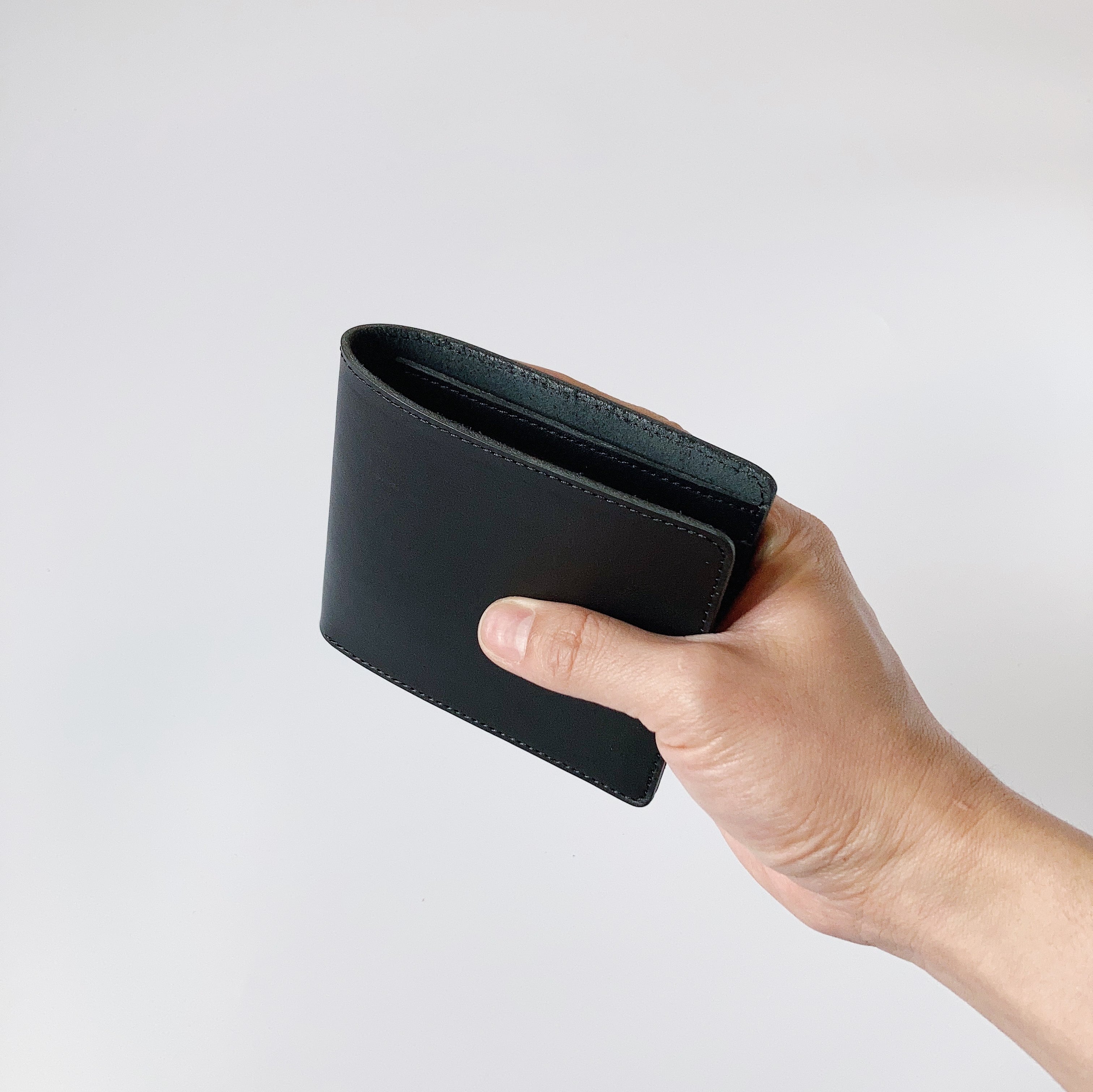 二つ折り財布 Bifold Wallet (Black) | tomorka | 和歌山