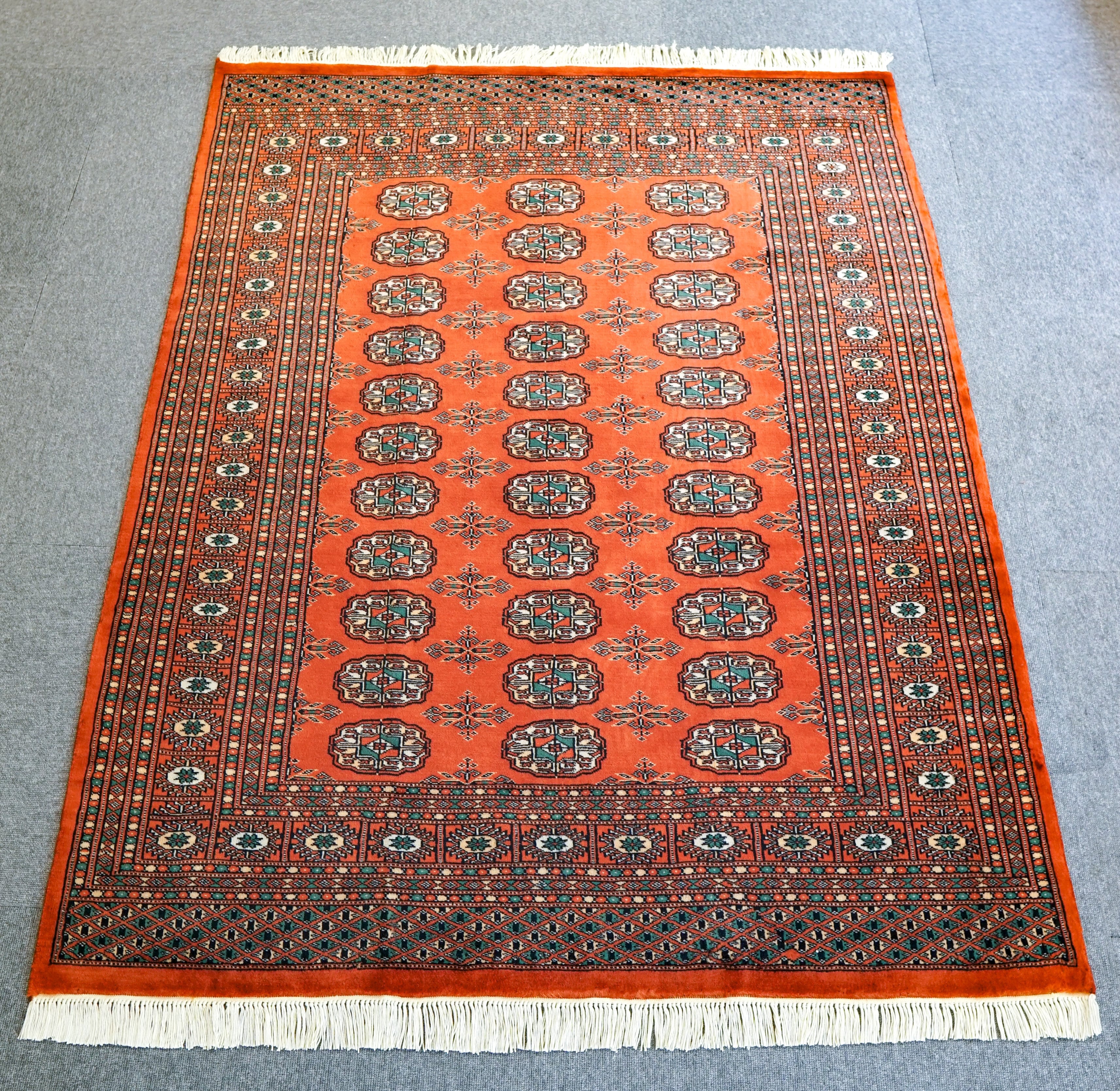 162×125cm【パキスタン手織り絨毯】 | Decorworks