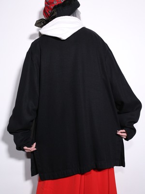 good drape fabric over silhouette china button shirt jacket