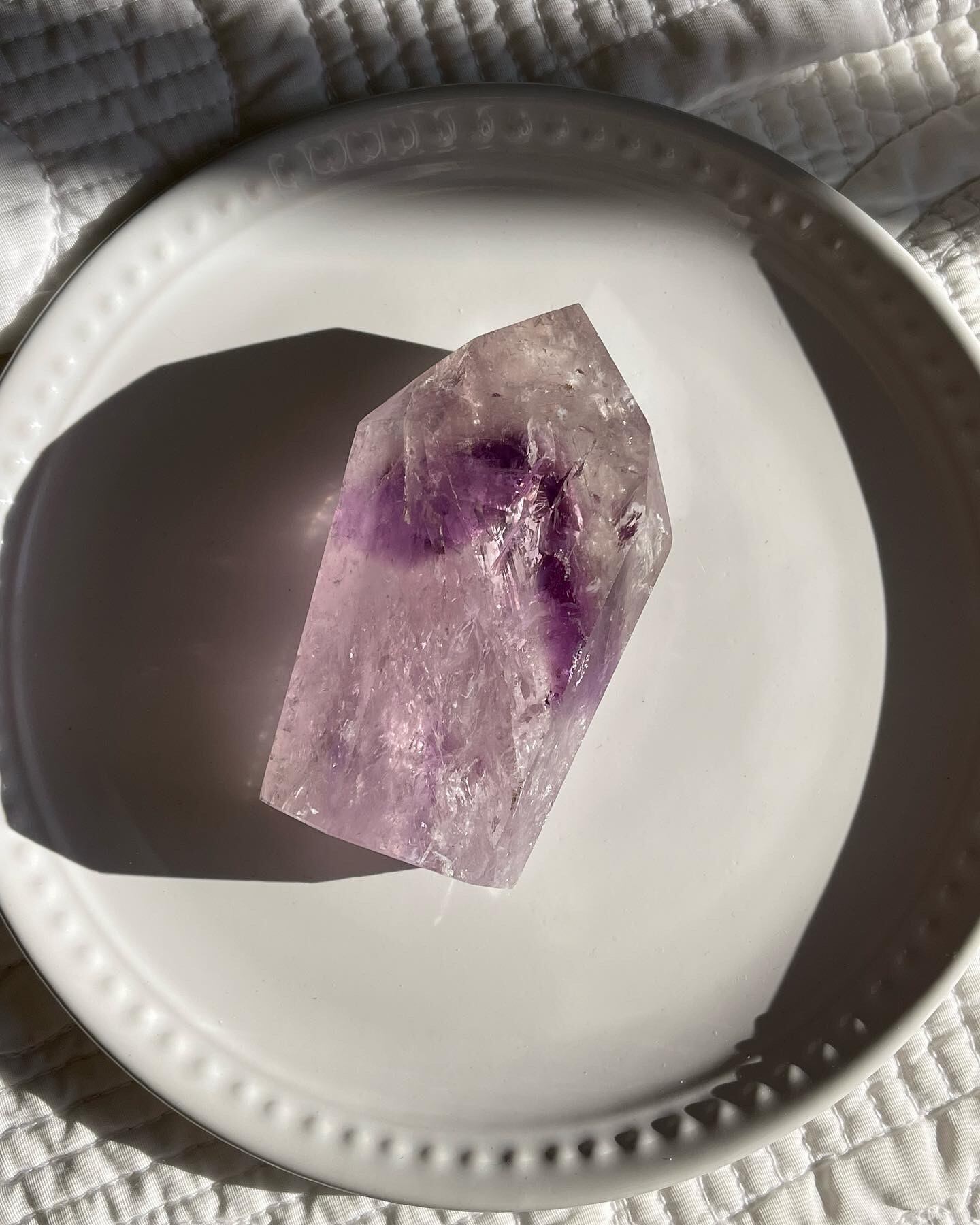 ブラジル産　アメシストファントムポイント