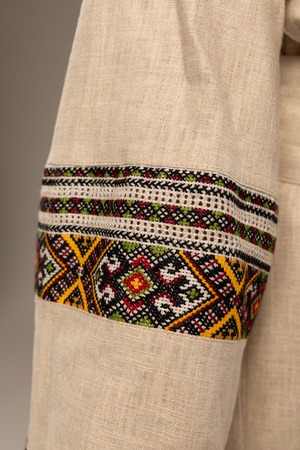 ウクライナ刺繍ヴィシヴァンカ　手刺繍　レディース・フリーサイズ