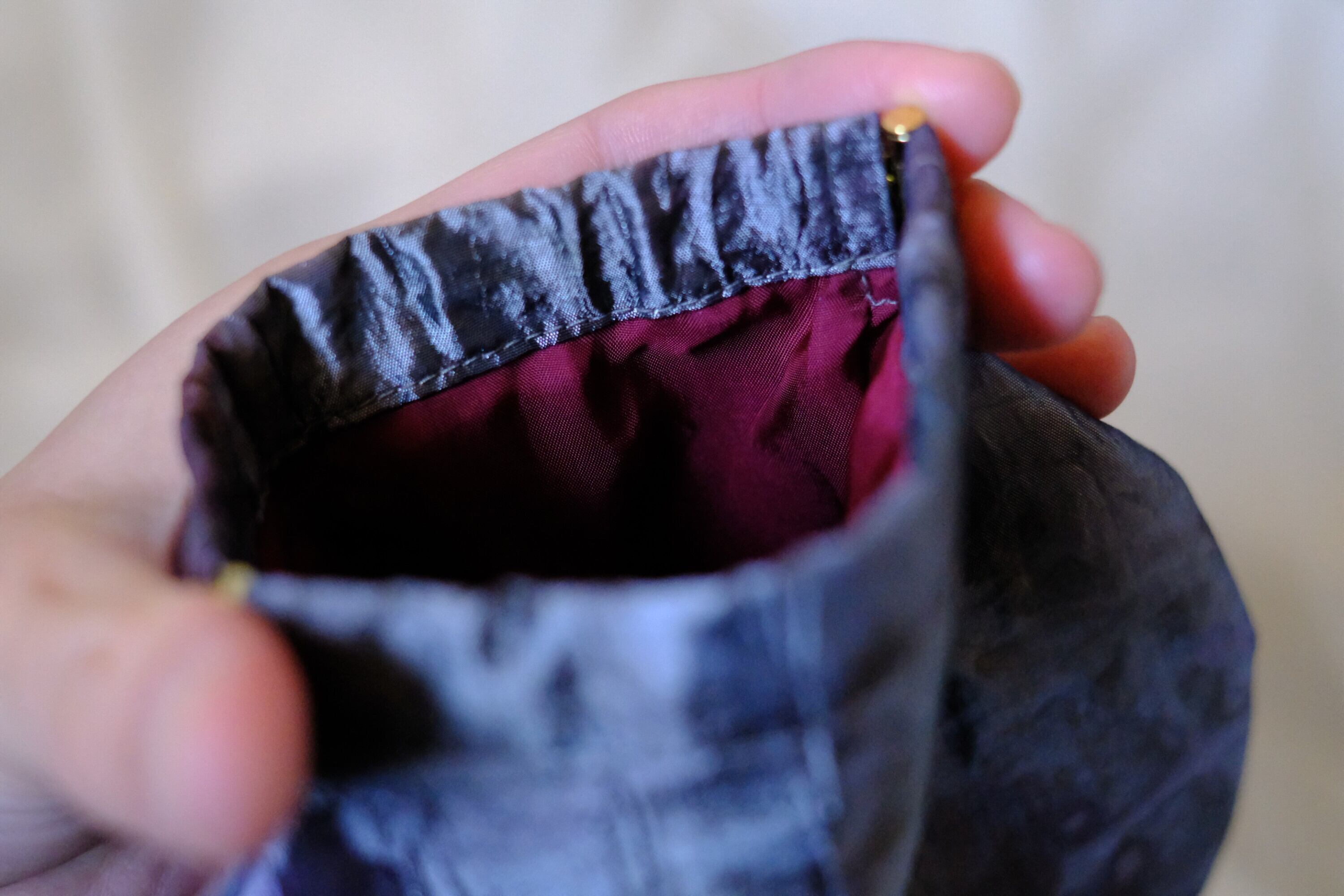 バネ口ポーチ　o-0528